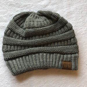 Gray women’s Beanie